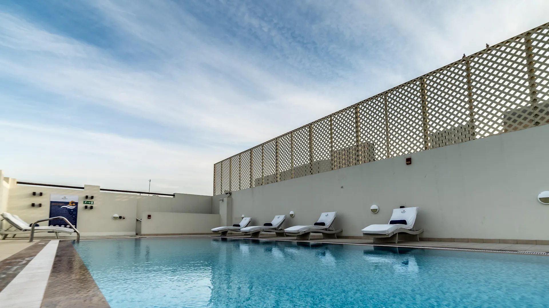 Hotel apartamentowy Suha Creek Hotel Apartment, Waterfront Jaddaf, Dubaj