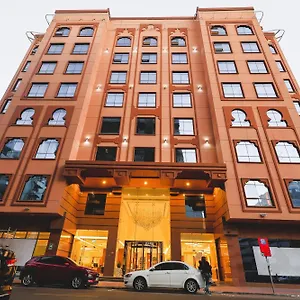 Western Premier M Four دبي
