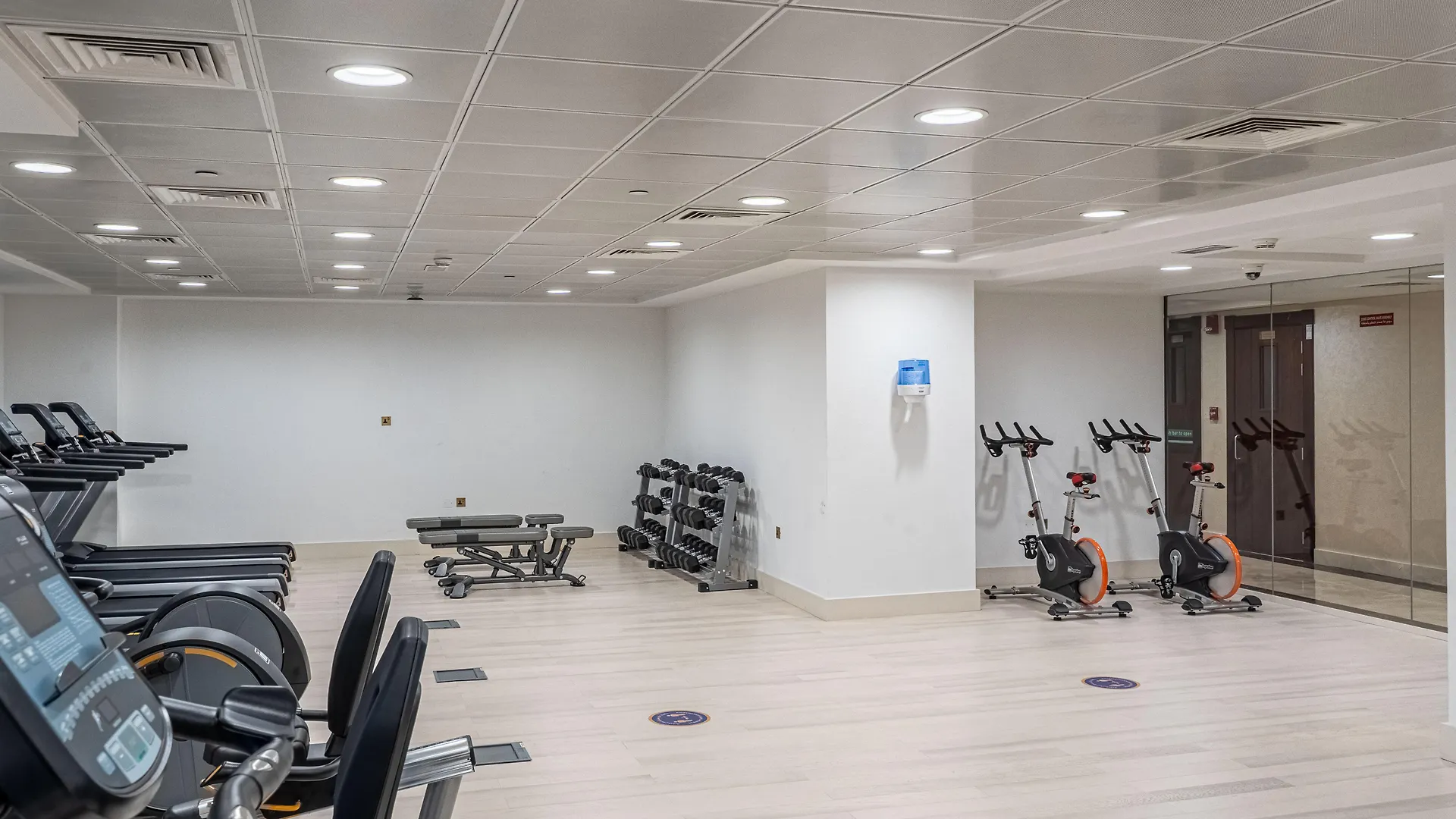Suha Creek Hotel Apartment, Waterfront Jaddaf, Dubai