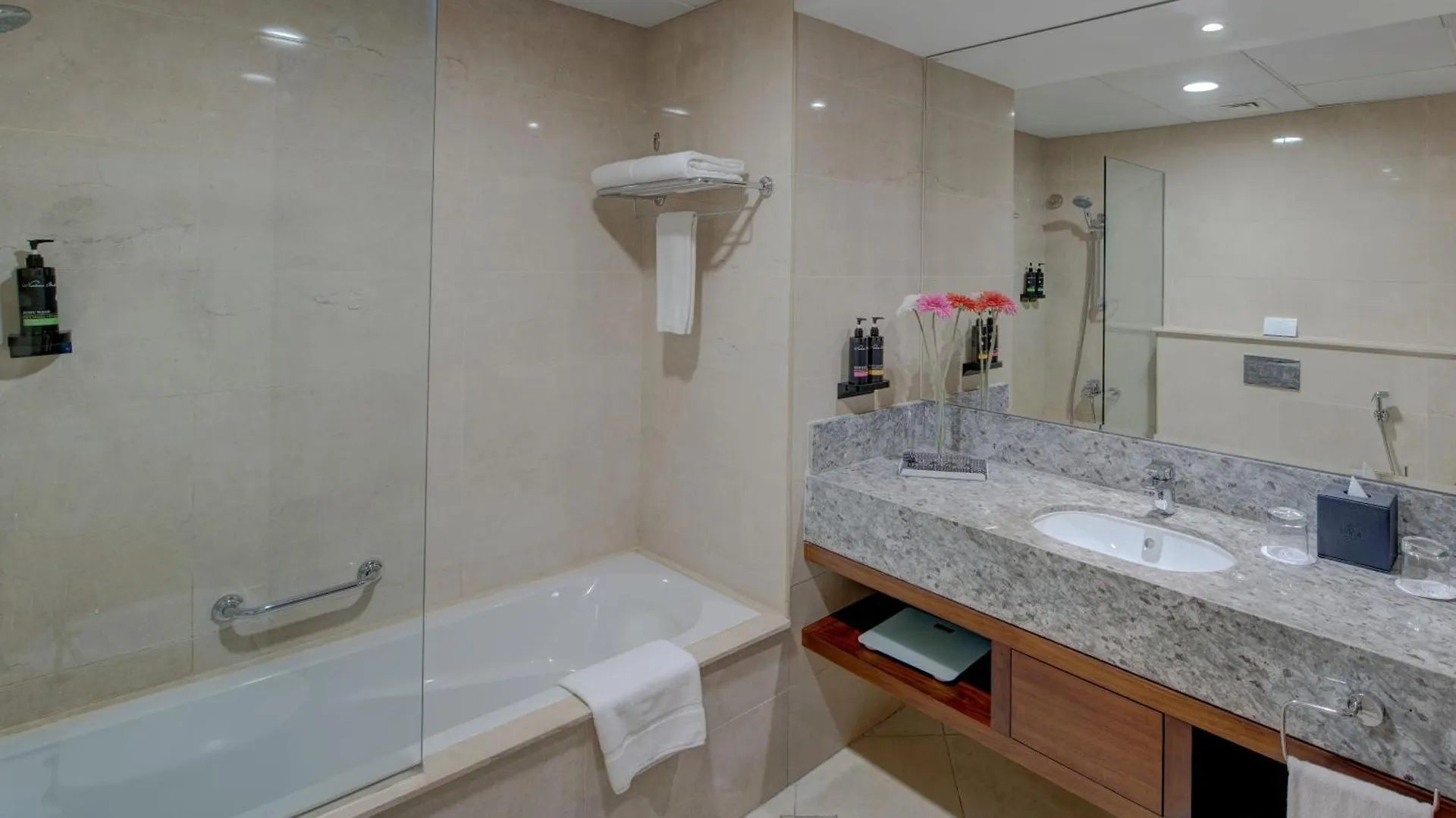 Suha Creek Hotel Apartment, Waterfront Jaddaf, Dubai 4*,  United Arab Emirates